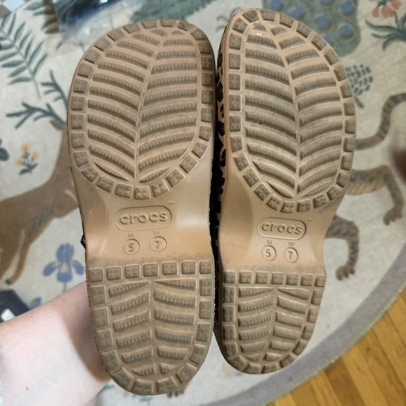 CROCS Leopard Print Mary Jane Mules size Women's 7 - Picture 5 of 5